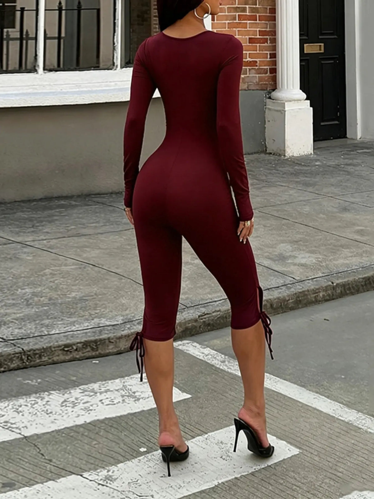 Lace Long Sleeve Romper - Elegant Women's Jumpsuit for Casual Wear, Comfortable and Stylish Design, Ideal for Everyday Use